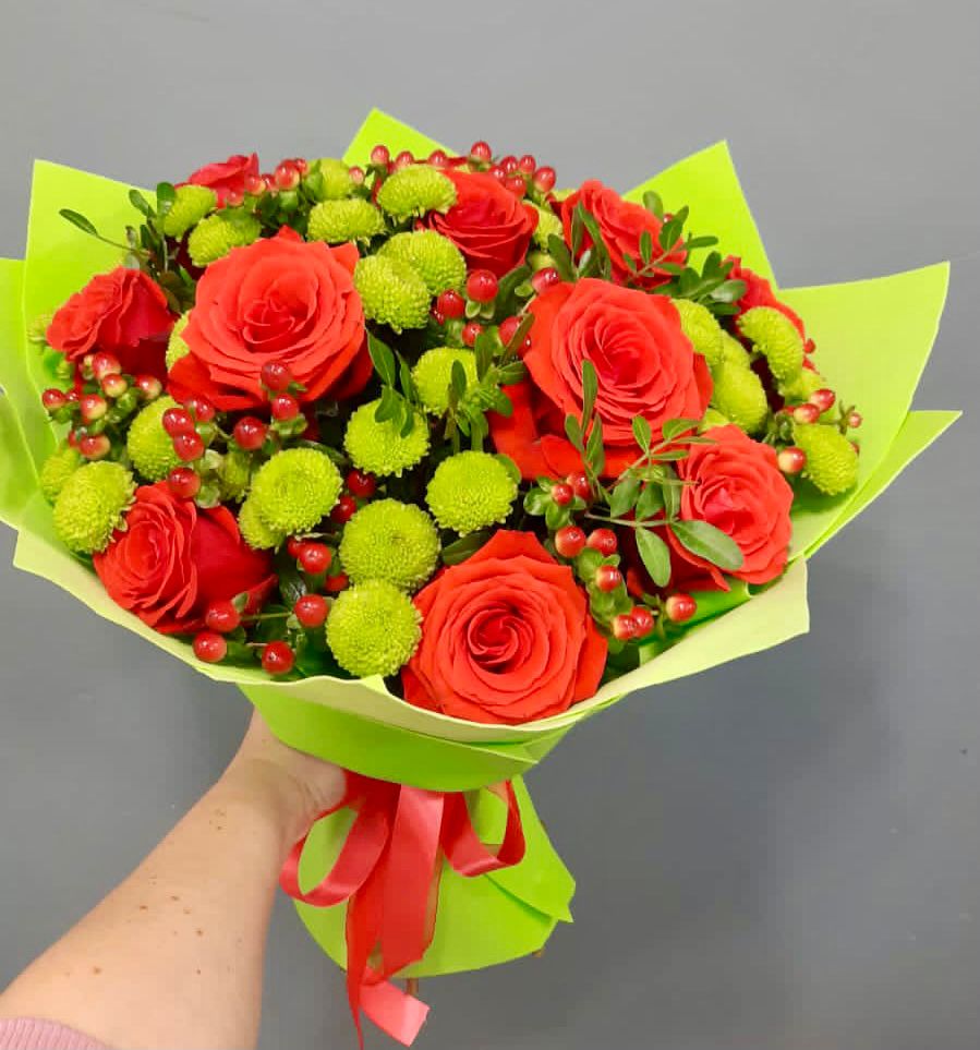 Букет цветов из: Хризантемы и Розы в Шаталово