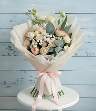 Букет цветов из:  Розы и Лизиантусы #REPLACE_PRED# Шаталово