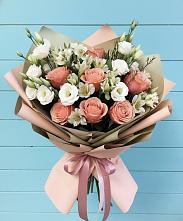 Букет цветов из:  Розы, Альстромерии и Лизиантусы в Шаталово