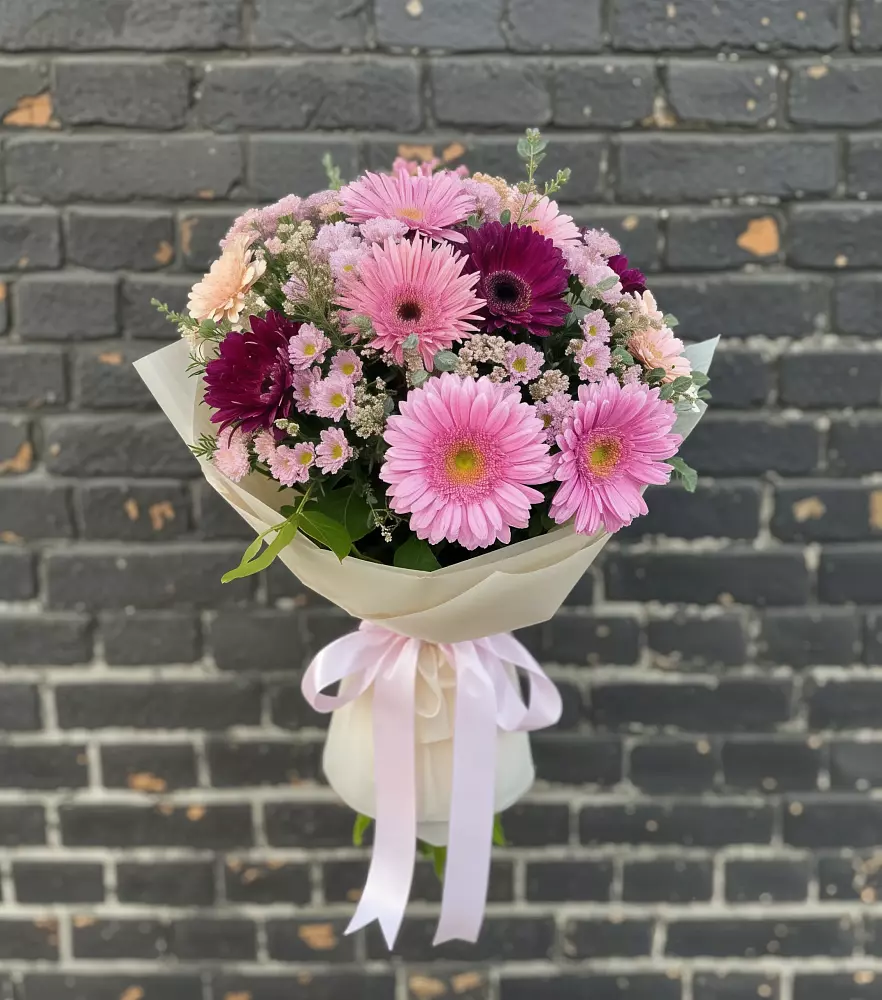 Букет цветов из: Герберы и Хризантемы в Шаталово