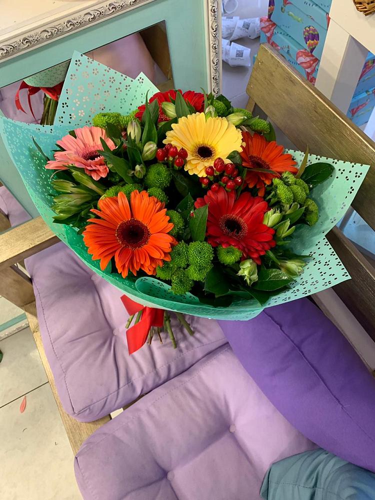 Букет цветов из: Герберы, Хризантемы и Альстромерии в Шаталово