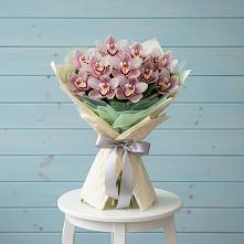 Букет цветов из:  Орхидеи и Розы #REPLACE_PRED# Шаталово