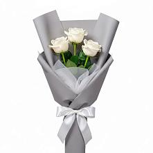 Букет 3 белые розы в Шаталово