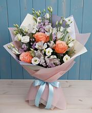 Букет цветов из:  Лизиантусы, Розы, Альстромерии и Гипсофила #REPLACE_PRED# Шаталово