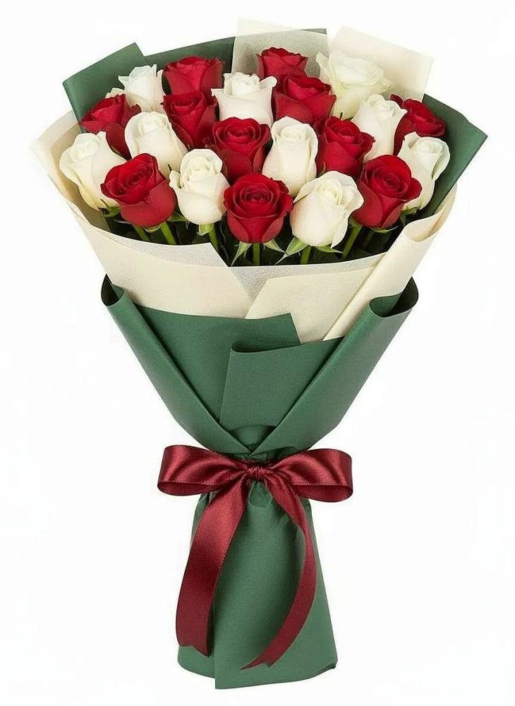 Букет Микс из красных и белых роз в Шаталово