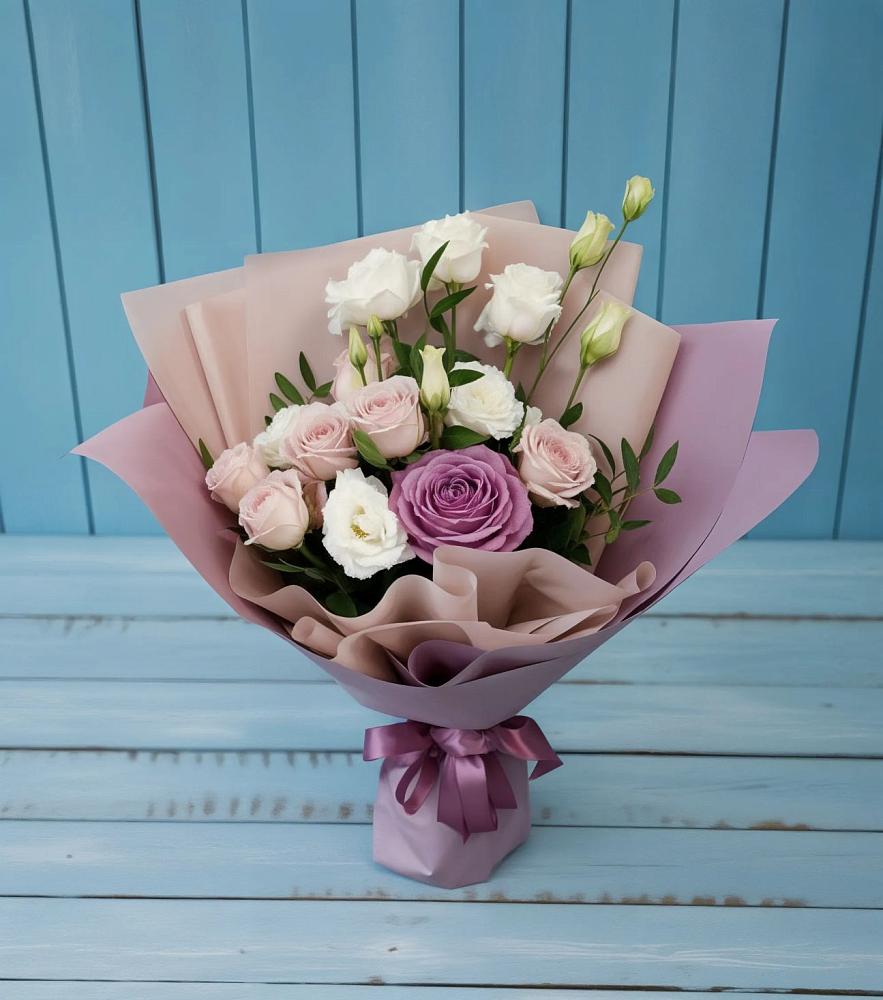 Букет цветов из: Розы и Лизиантусы в Шаталово