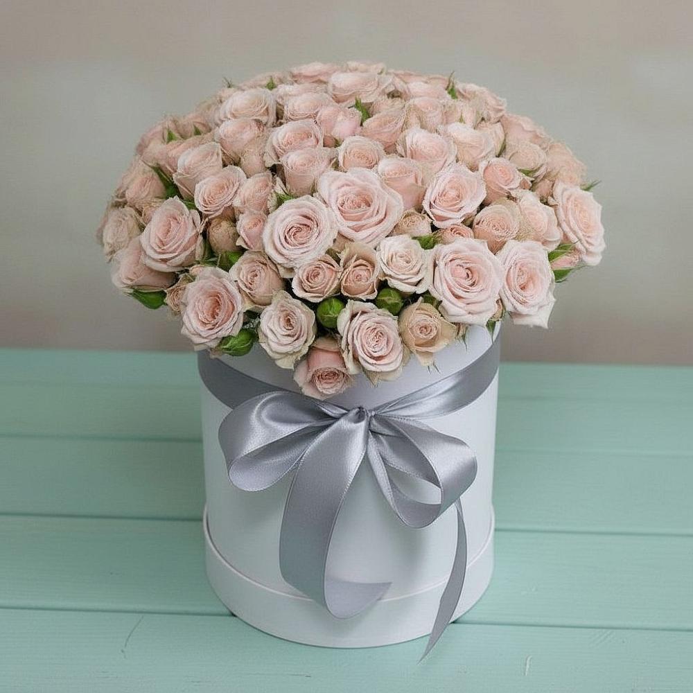 Цветочная композиция из Розы в шляпной коробке в Шаталово